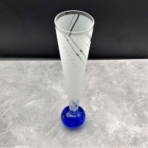 Blue-ball-cone-shaped-glass-vase-with- Swirling-Around-sandblasted-design-top-view