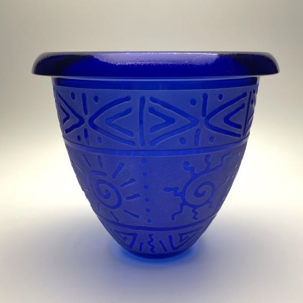     Cobalt-blue-pot-with-banded-sun-geometric-designs-side-view-Its-A-Blast-Glass-Tucson
