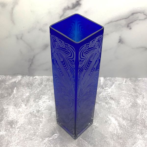     Cobalt-blue-square-vase-with-sandblasted-nouveau-design-top-view
