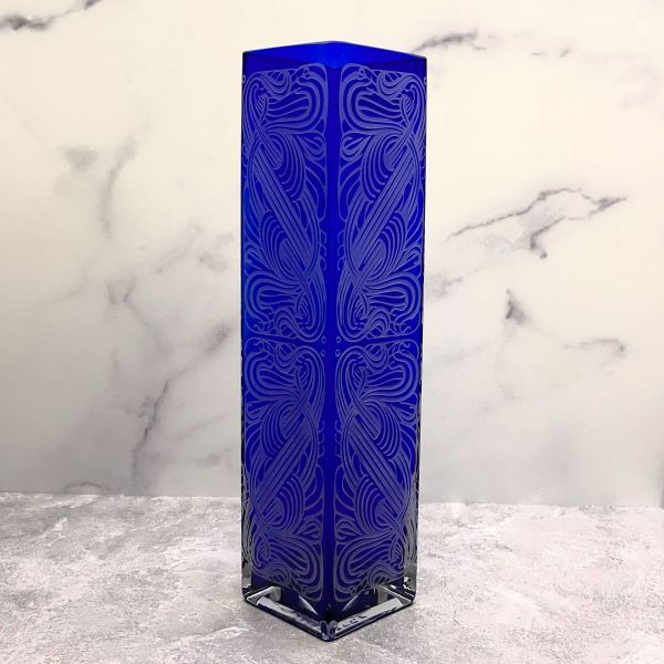 Cobalt-blue-square-vase-with-sandblasted-nouveau-design