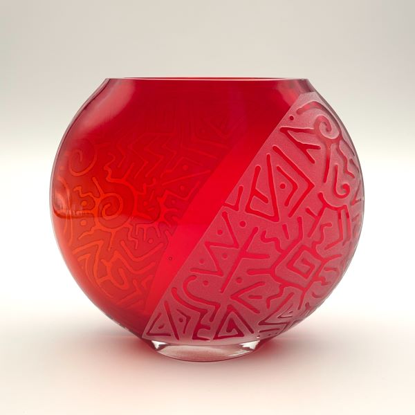 Red medium flat round glass vase with sandblasted Geo Abstract design side view 2