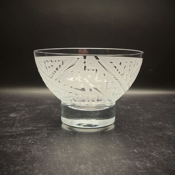 Clear-small-all-purpose-blown-glass-bowl-with-sandblasted-mesa-desigN