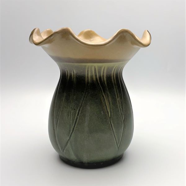 Ceramic Vase with Leaf Design Backside View